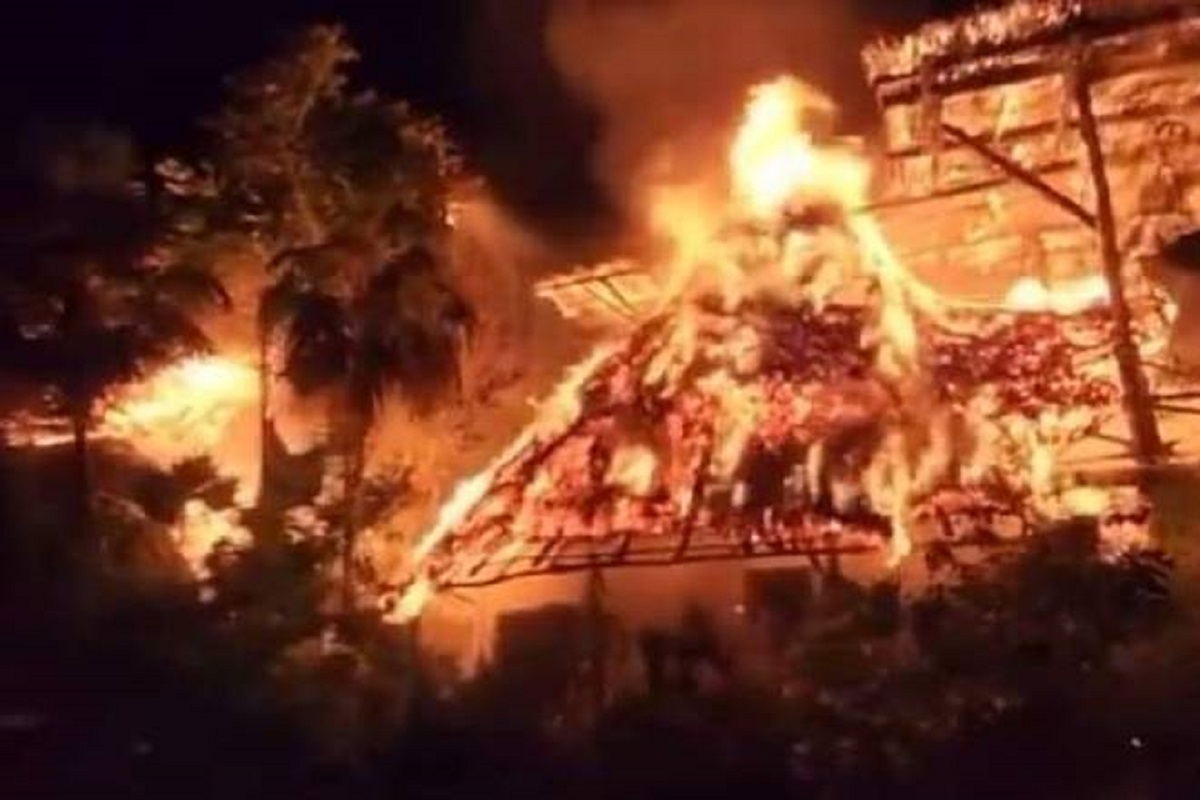 Arde Holbox Incendio Consume Hotel Casa Tortuga Video