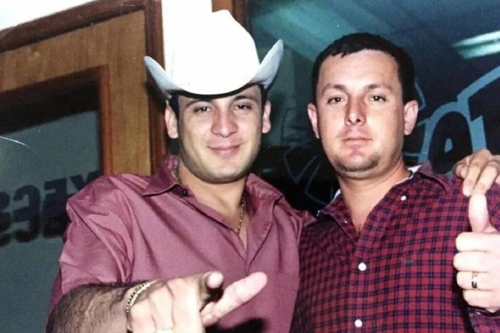 valentin elizalde y su primo tano