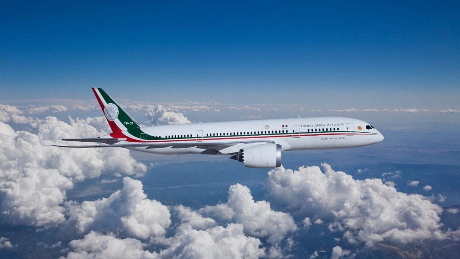 AMLO busca comprar "Mexicana" para crear aerolínea del Ejército 2 Avion presidencial 1 scaled e1595382131287