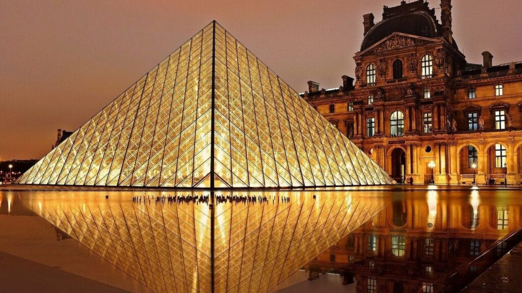 Louvre 2 e1594160379712