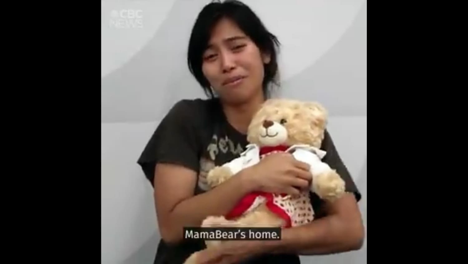 Chica recupera oso de peluche que tiene grabadas las últimas palabras de su madre gracias al actor Ryan Reynolds 5 OSO