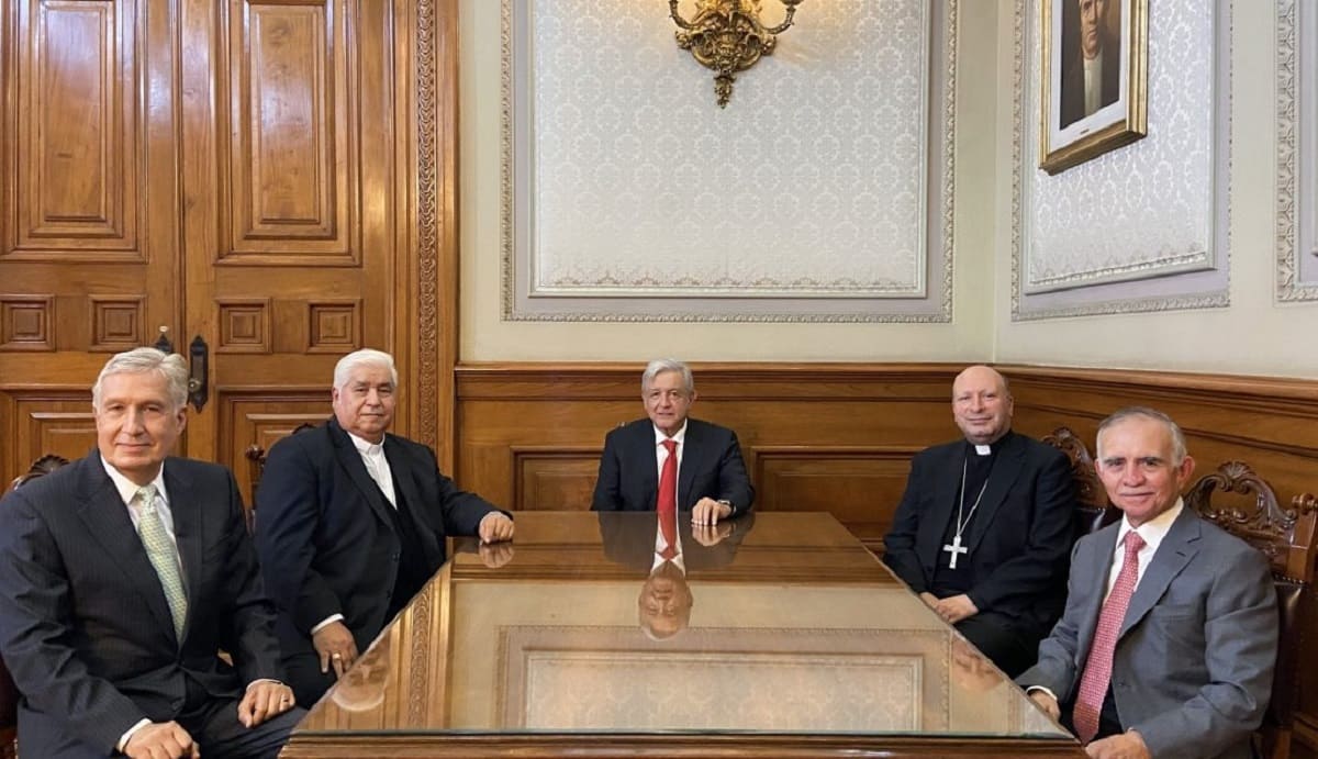 amlo papa donativo 2 1110x640 1