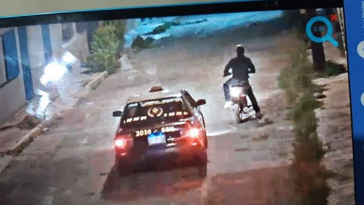 FOTOS: Roban camioneta en Colombres; delincuentes viajaban en taxi y motocicleta 5 asalto taxi Puebla
