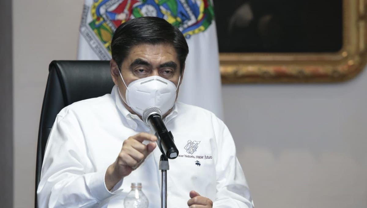 Poblanos no acuden a hospitales porque piensan que les robarán líquido de las rodillas: Barbosa 1 barbosa atencion 1