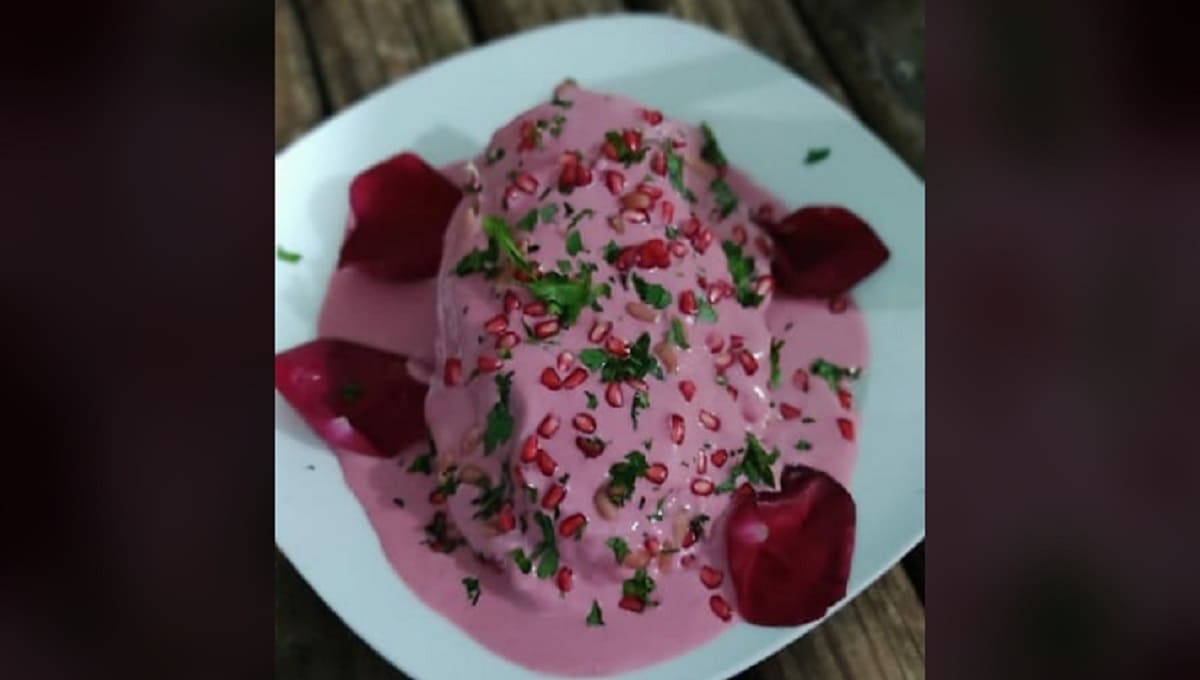Parece Pepto Bismol: venden chile en nogada rosa y los poblanos explotan en redes 1 chile rosa 1
