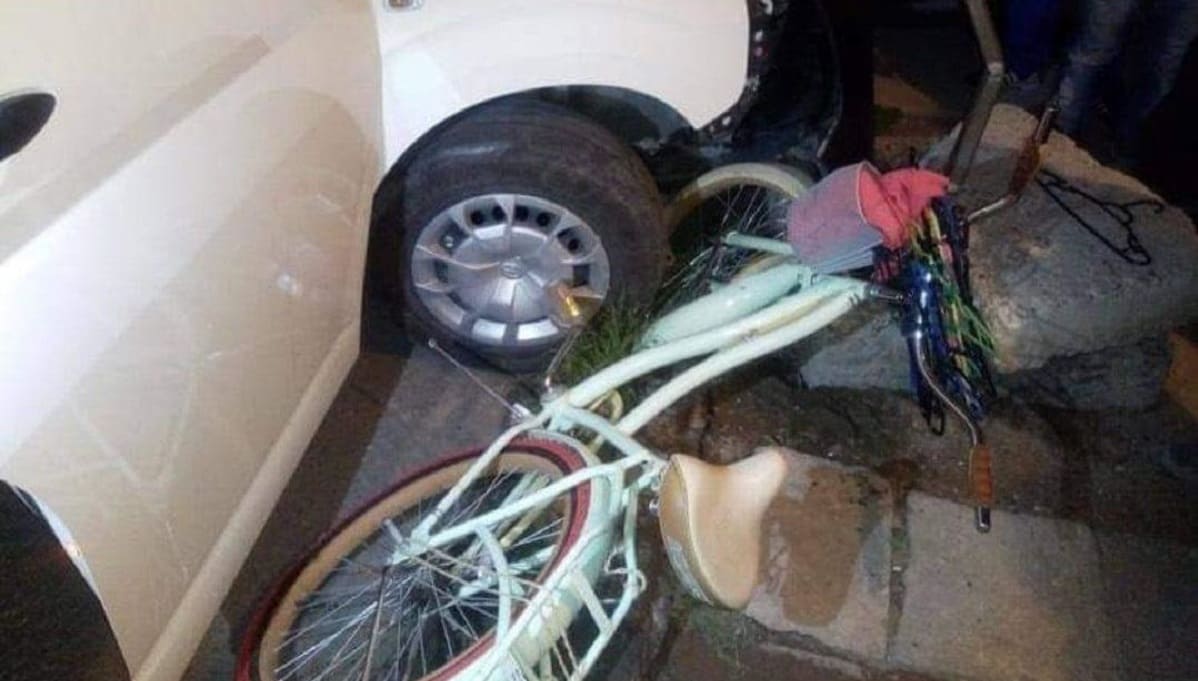 Por conducir alcoholizado, chófer del transporte público arrolla a una ciclista en Huejotzingo 1 ciclista 1