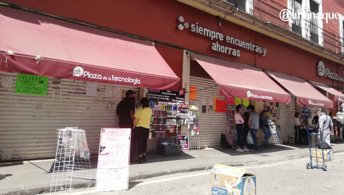 Acuerda gobierno de Puebla con ambulantes que solo pueden vender productos esenciales en la calle 1 plazaambu3