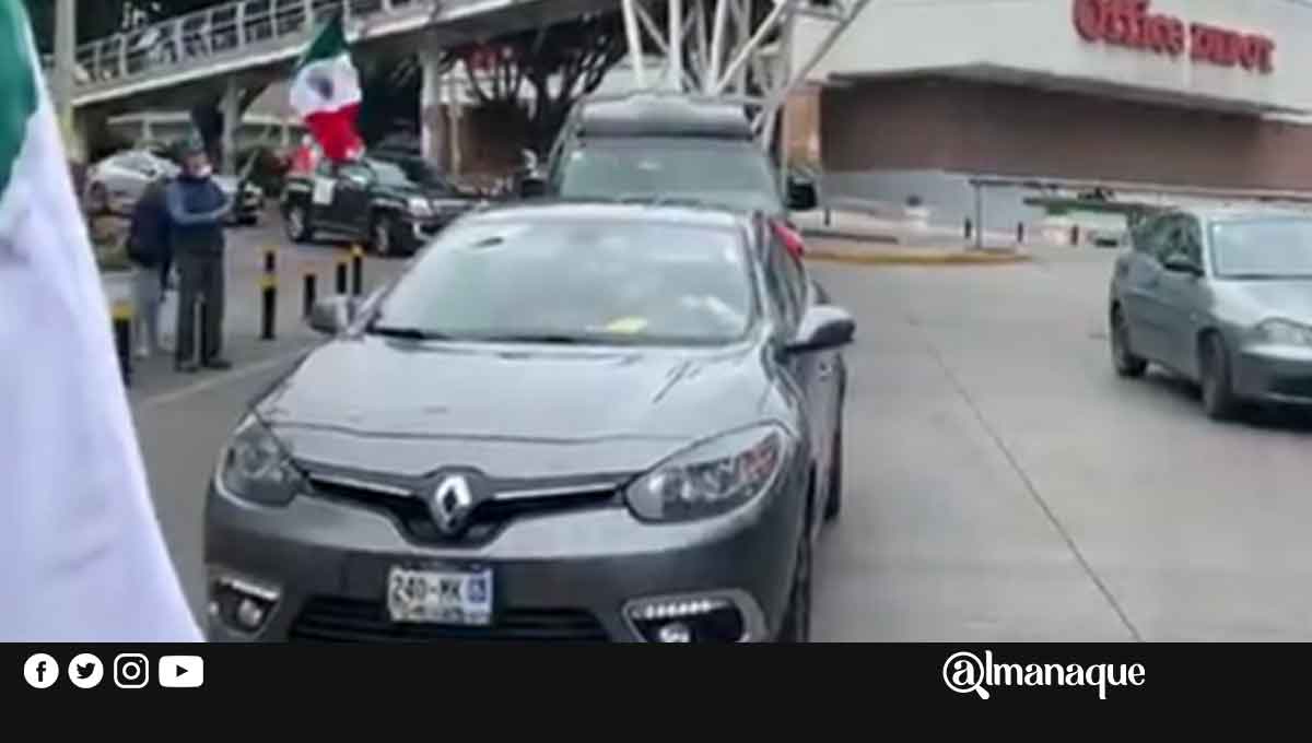 Por cuarta vez, poblanos se manifiestan contra AMLO 1 portada frena