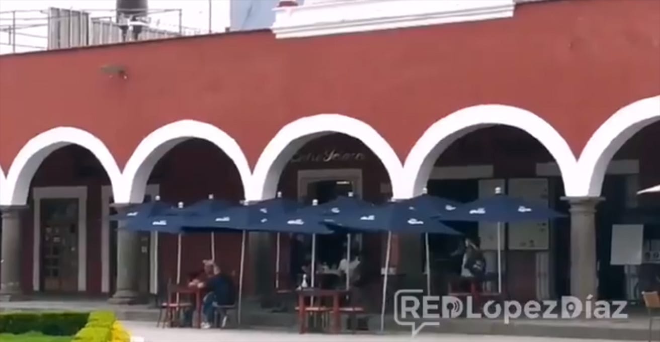 VIDEO: En el zócalo de San Pedro Cholula, restaurantes ofrecen servicio en mesa 1 reactivacion economica san pedro cholula