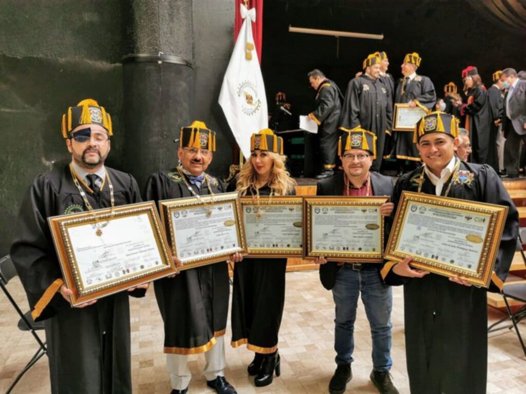 DOCTORADO HONORIS CAUSA