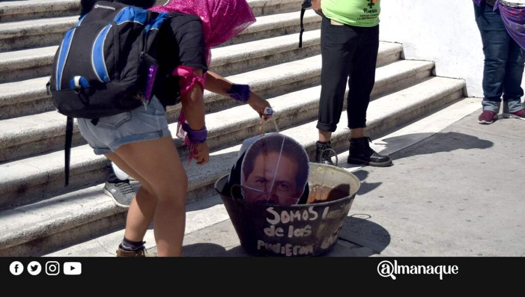 Feministas alfonso esparza encubrir el acoso sexual