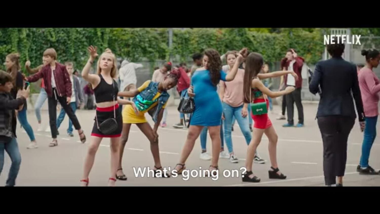 Acusan a Netflix de hipersexualizar a niñas de 11 años y promover la pedofilia 4 GUAPIS