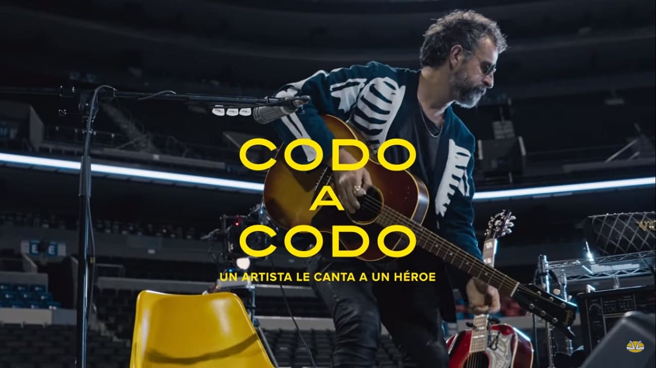 #CodoACodo El concierto que le dio el vocalista de Molotov a un médico   1 Molotov Codo a codo