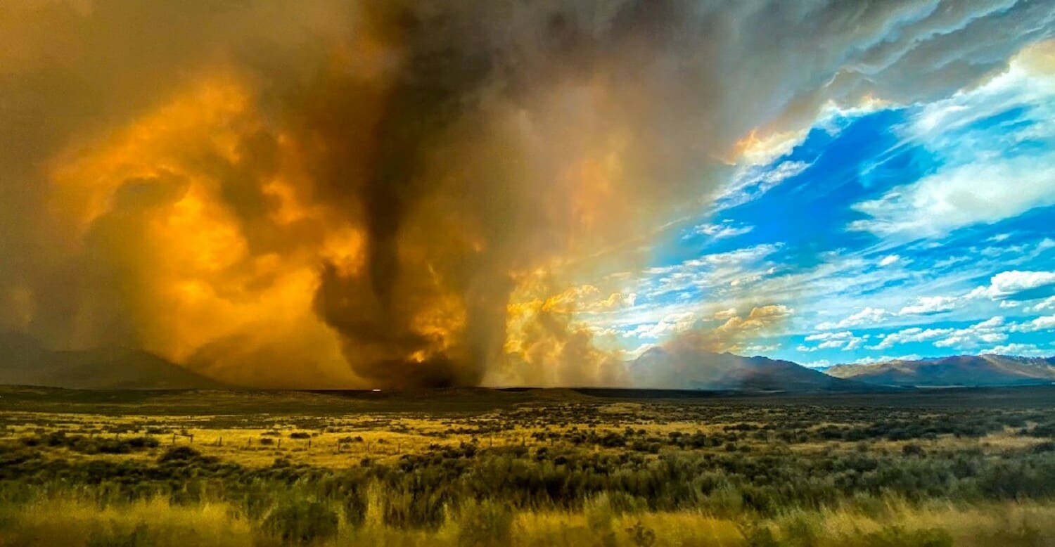 TORNADO DE FUEGO CALIFORNIA
