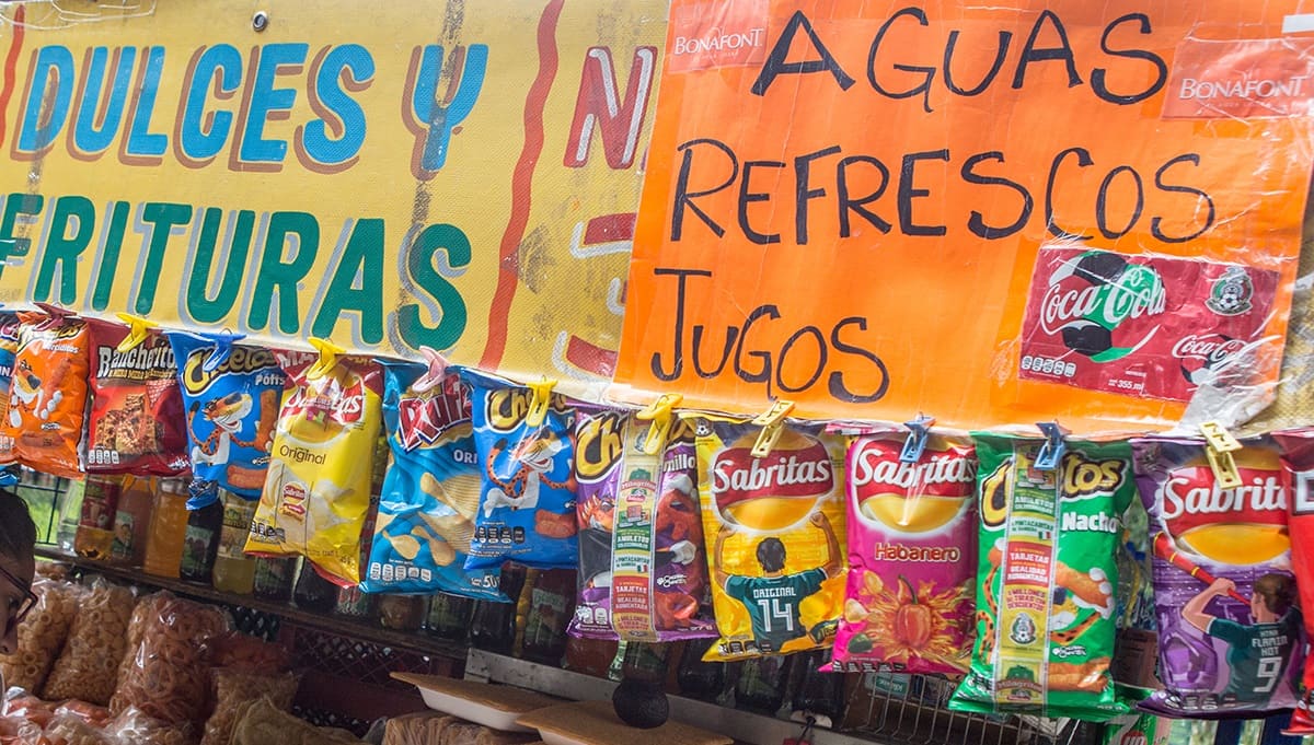 Como en Oaxaca, Morena busca prohibir venta de comida chatarra a niños en Puebla 1 Venta Comida Chatarra 1