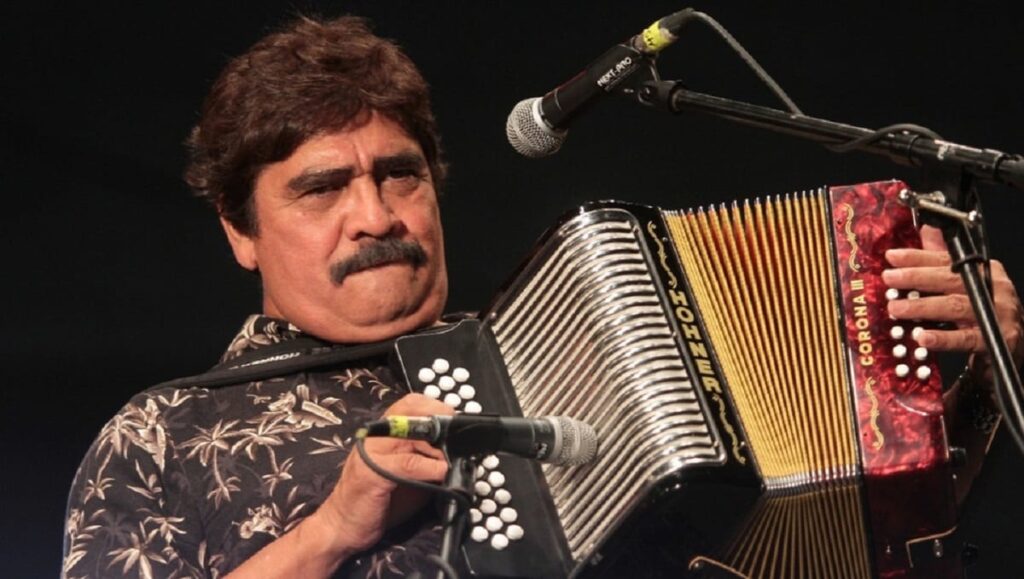 celso pina rebelde acordeon foto 1 0 28 1280 797