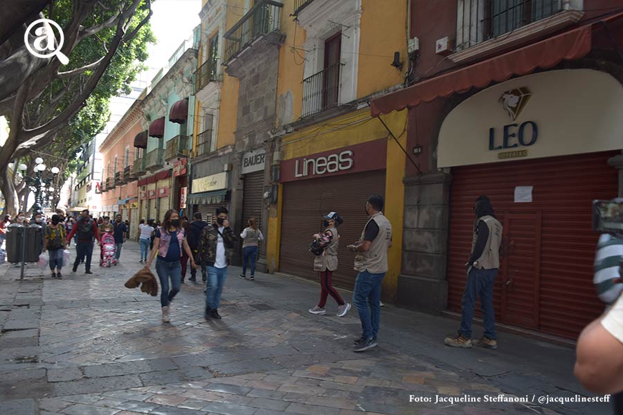 Comercios de Puebla colocarán lonas de #AbrirOMorir para que los dejen trabajar 2 centro ambulantes 3