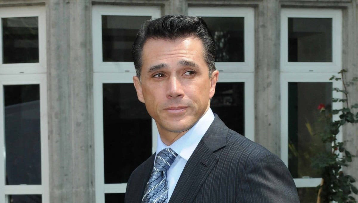 Sergio Mayer fue atacado por una víbora al intentar rescatarla: “Me lo merezco por burro” 1 SERGIO MAYER 2 1