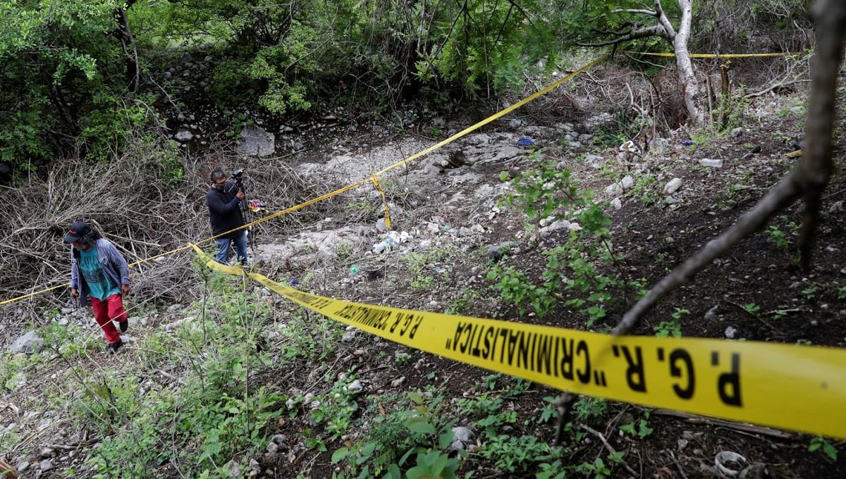 Fiscalía ocultó restos hallados en el predio donde identificaron a estudiante de Ayotzinapa 1 TDKYPBKTCRDR5G525EB3M7NXQM 1