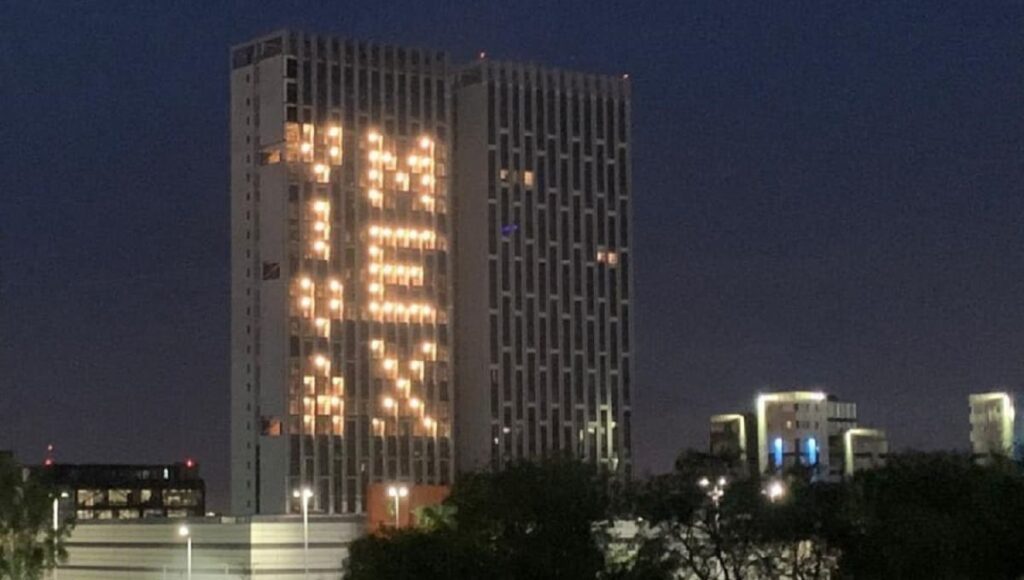 eb3db6dee75e9d7a72834f4c0a5ae225 XL 1