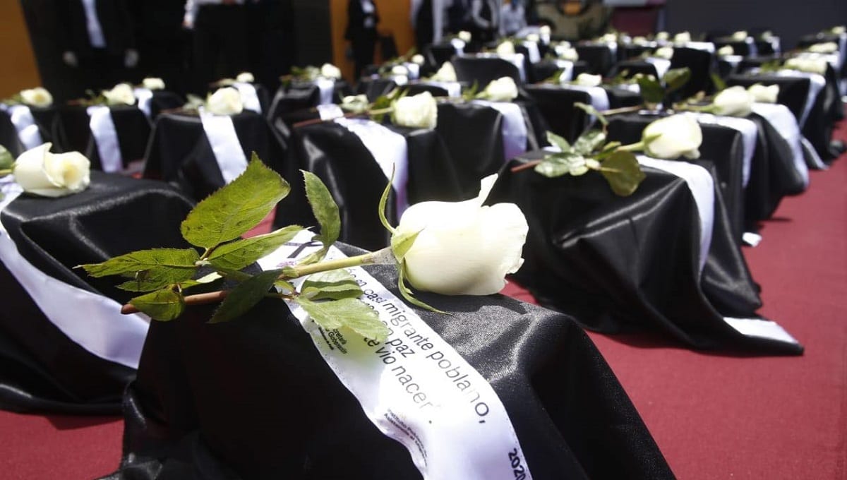 Llegarán a Puebla 36 urnas con restos de migrantes muertos en EUA por COVID 1 homenaje