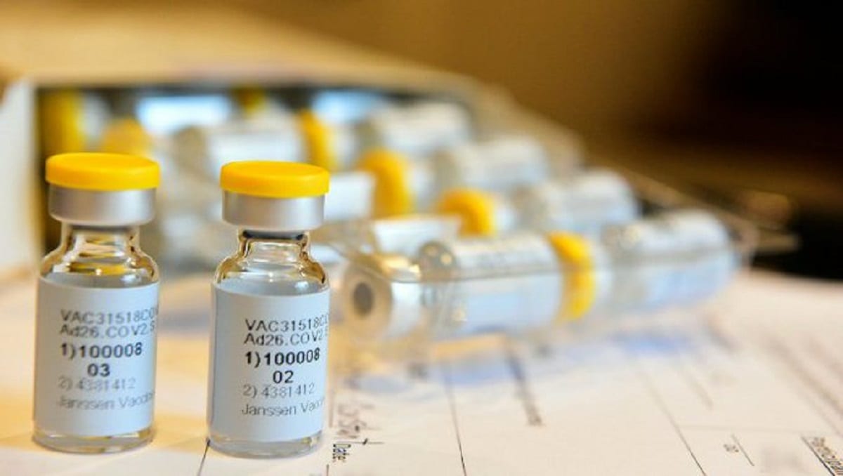 Johnson & Johnson inicia la última fase de ensayos de su vacuna contra el COVID-19 1 mjK5xf d