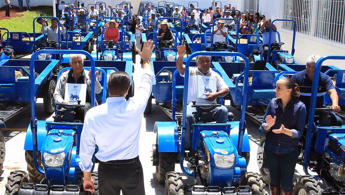 Gobierno de Puebla investiga a Roberto Arandia por sobrecosto de mototractores morenovallistas 2 moreno valle mototractores 1