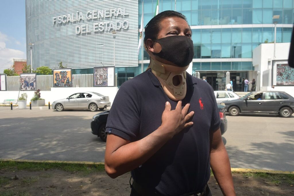policias de texmelucan agreden a ciudadano 1