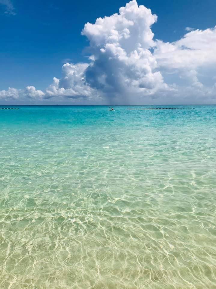 FOTOS: Huracán Delta limpia las playas de Cancún 1 CANCUN TRAS EL HURACAN