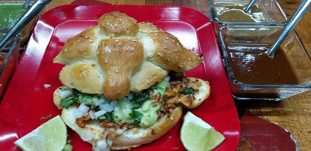 CEMITA DE DIA DE MUERTOS