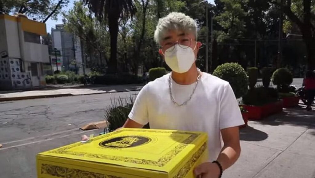 Pan de muerto de mil pesos