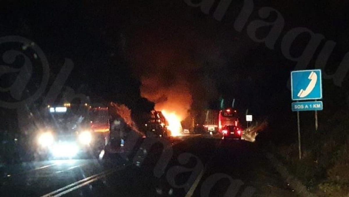 Conductor muere calcinado y prensado en la Amozoc-Perote 2 amozoc1