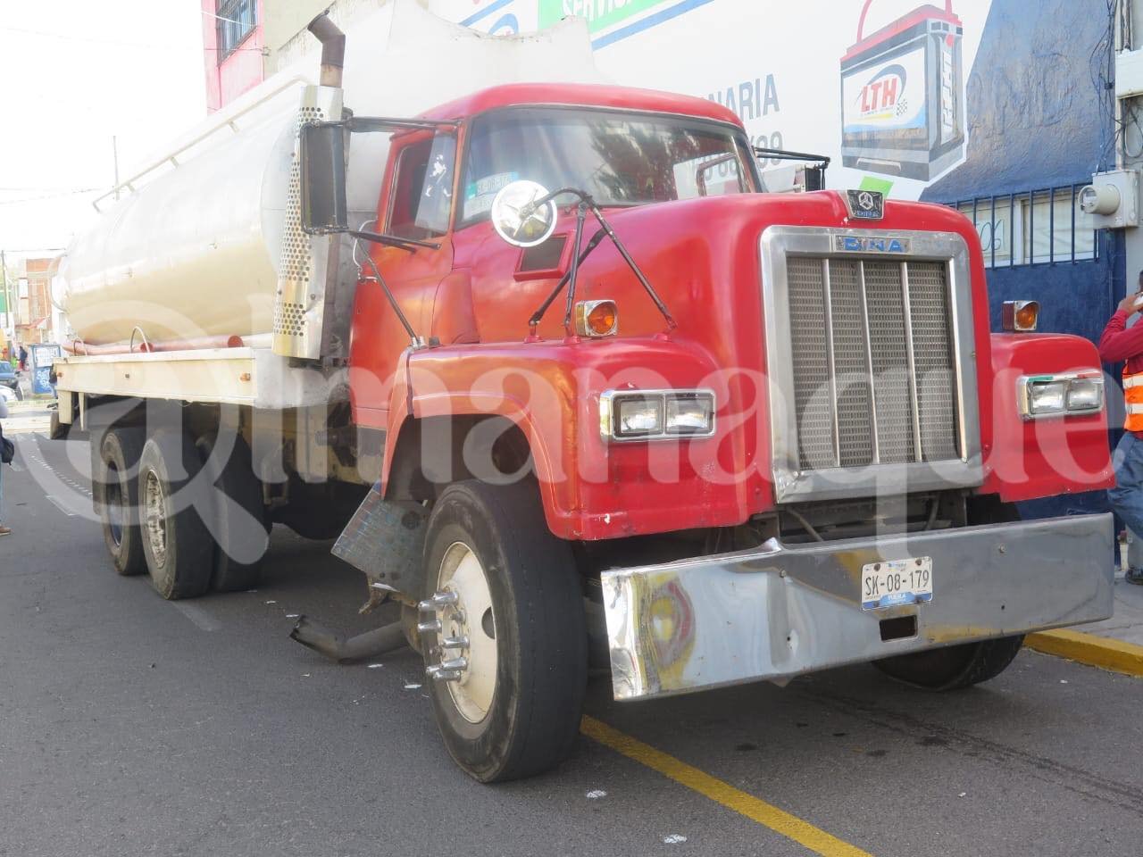 Muere ciclista durante choque entre pipa y unidad de seguridad privada en Puebla 6 camion