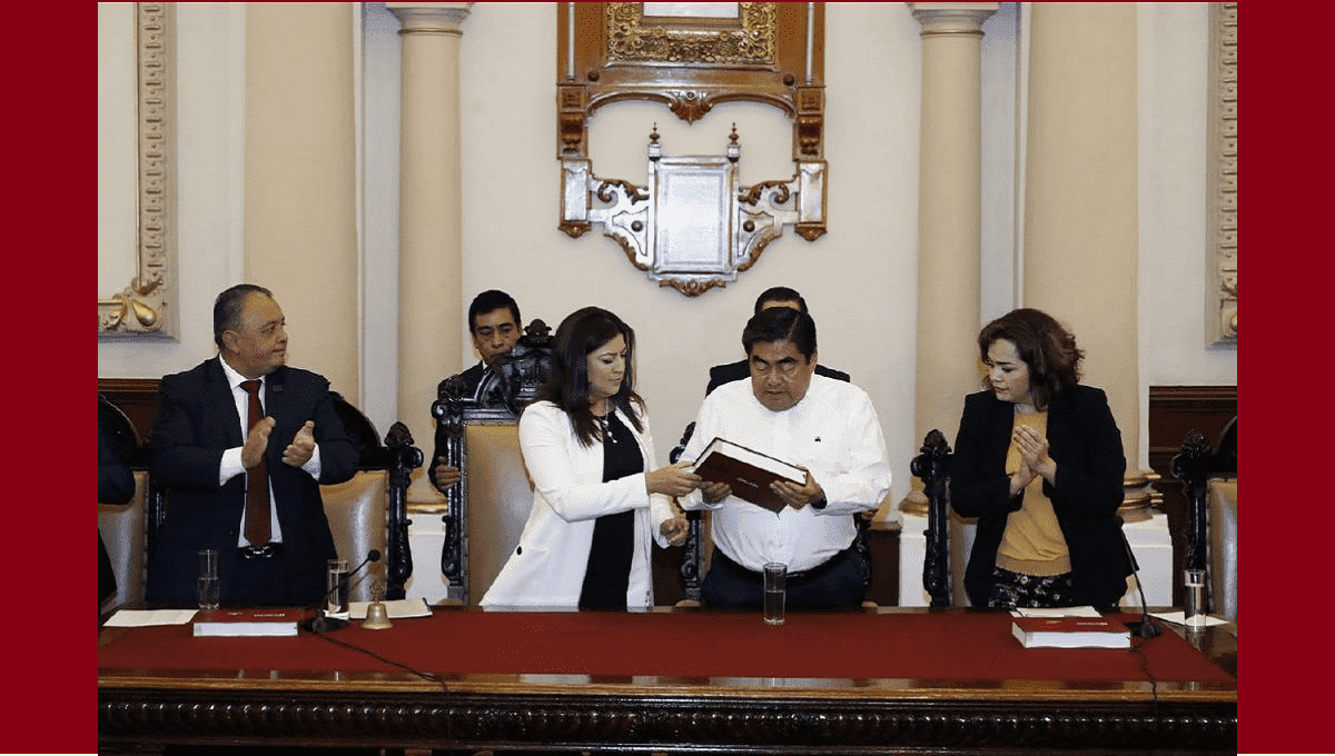 Cabildo de Puebla no permitirá que el gobernador dé un mensaje al final del informe de Claudia Rivera 1 claudia barbosa 2informe 1