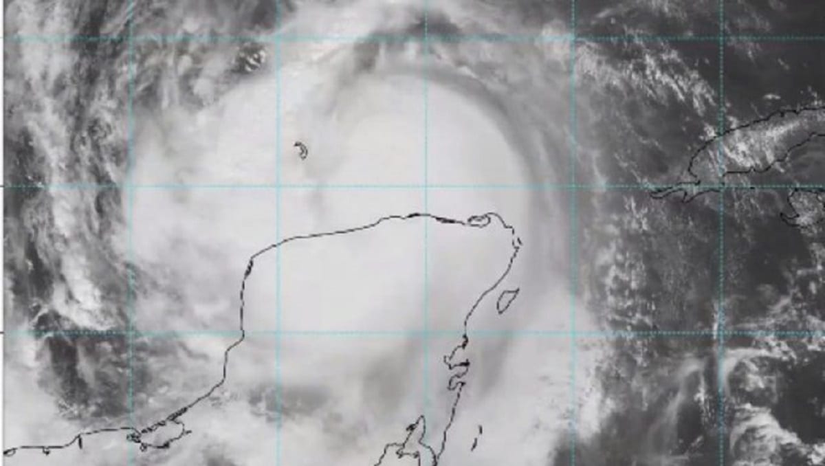 Huracán Delta se degrada a Categoría 1; ya está en el Golfo de México 1 delta 3