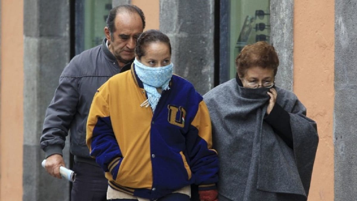 Hazle caso a mamá y ponte suéter: anuncian bajas temperaturas para este martes en Puebla 1 heladas 1
