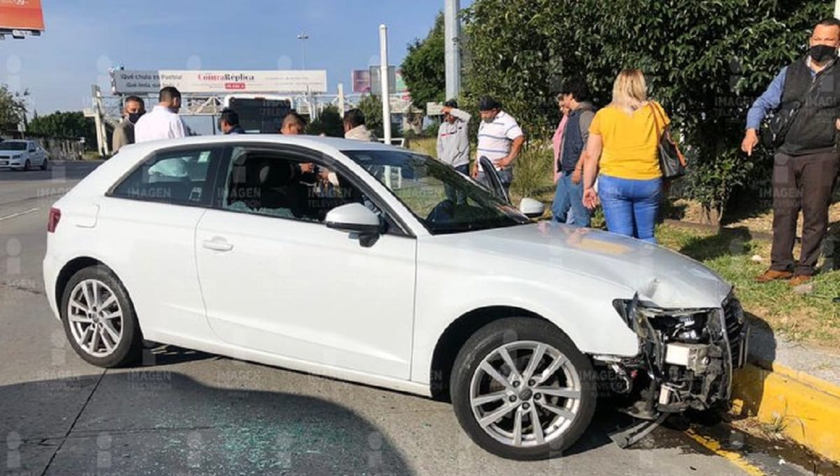 Un hombre se infarta mientras manejaba en la Vía Atlixcáyotl 1 infarto
