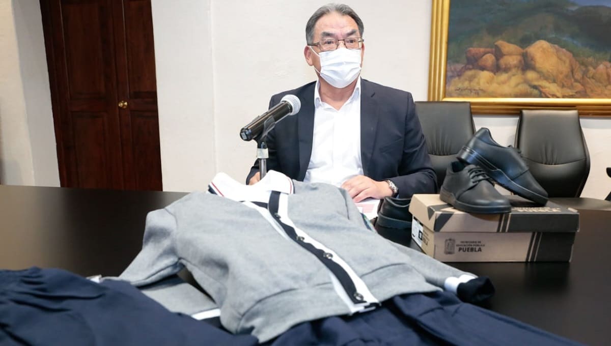 Gobierno de Puebla invirtió 560.2 mdp para la compra de uniformes escolares 5 uniformes escolares completos 1