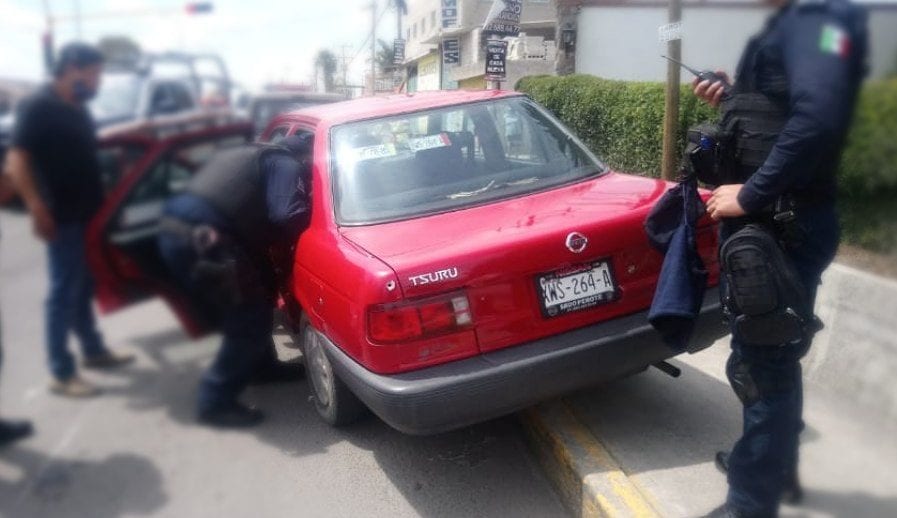 SSPTM de San Andrés Cholula detiene a sospechoso por robo de vehículo 1 01 e1605767717792