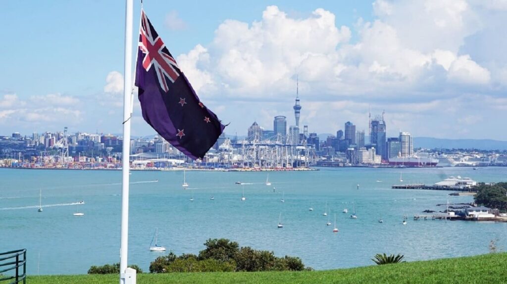Nueva Zelanda bandera Auckland de fondo 2