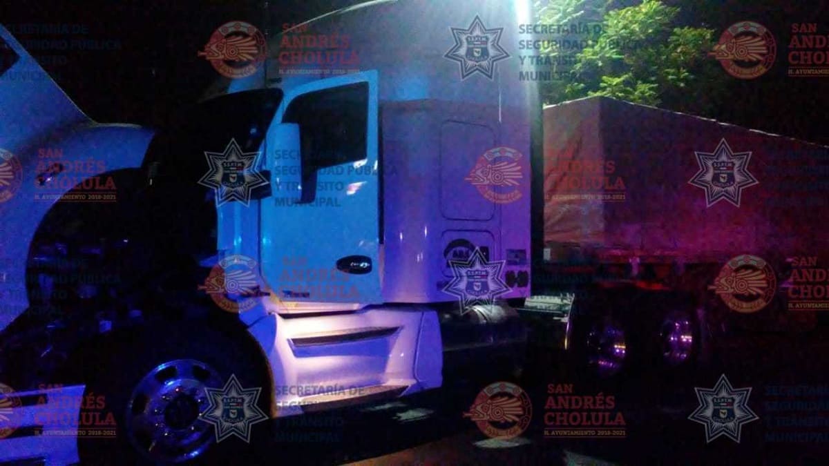 SSPTM de San Andrés Cholula recupera tractocamión robado 1 camion robado