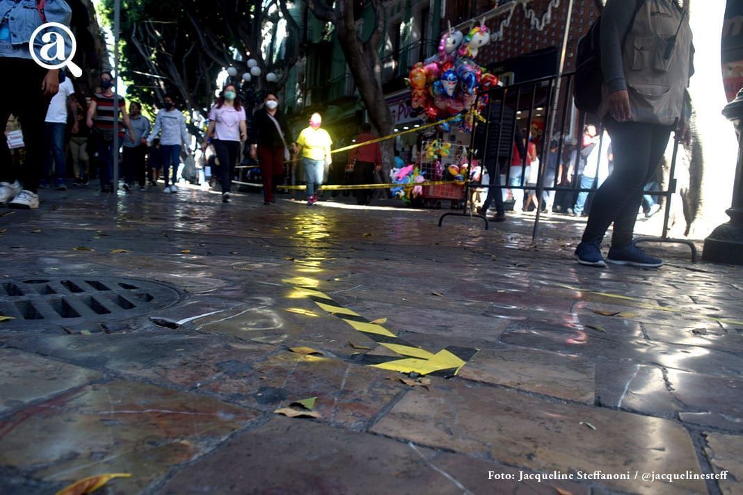 Clausuran el zócalo de Puebla y ponen carriles de circulación en la 5 de Mayo por Buen Fin 6 centro15