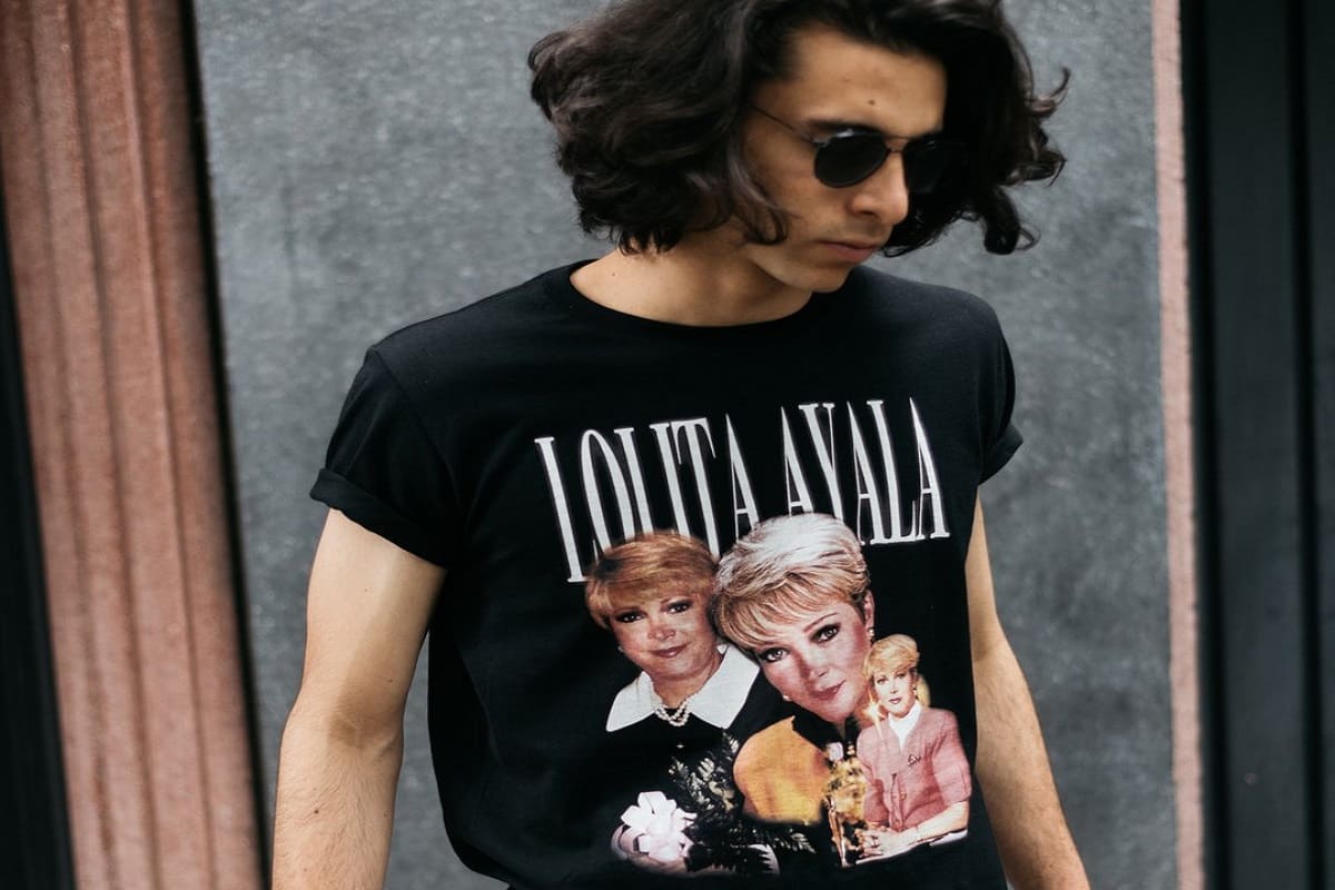 ¡Mentalidad tiburona! Lolita Ayala lanza su marca de ropa en línea 2 lolita ayala playeras tienda linea 1