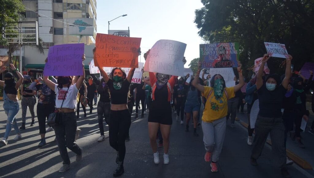 marcha feminista puebla 1