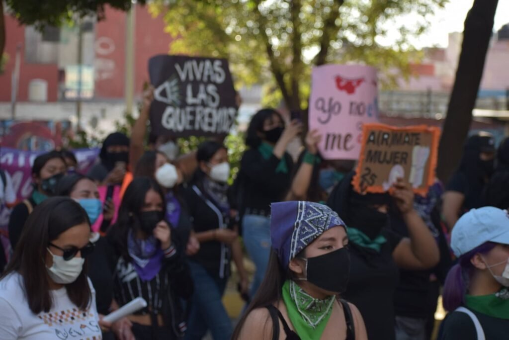 VIDEO: Inicia marcha feminista en Puebla para la eliminación de la violencia contra la mujer 6 marcha feminista puebla2 1
