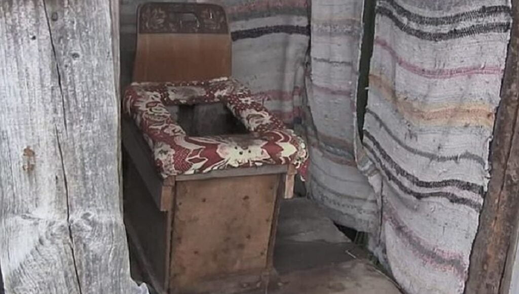 mujer ucrania bebe nace bano deshechos historia viral 5 1110x581 1