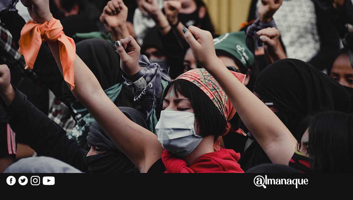 Puebla se divide, grupos provida y feministas se enfrentan por la legalización del aborto 1 puebla feministas provida congreso puebla