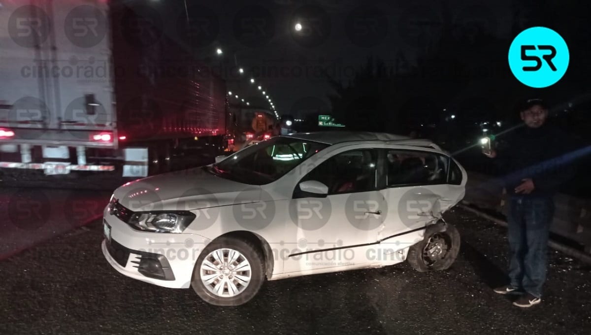Reportan dos choques sobre la lateral de la México-Puebla 1 vw