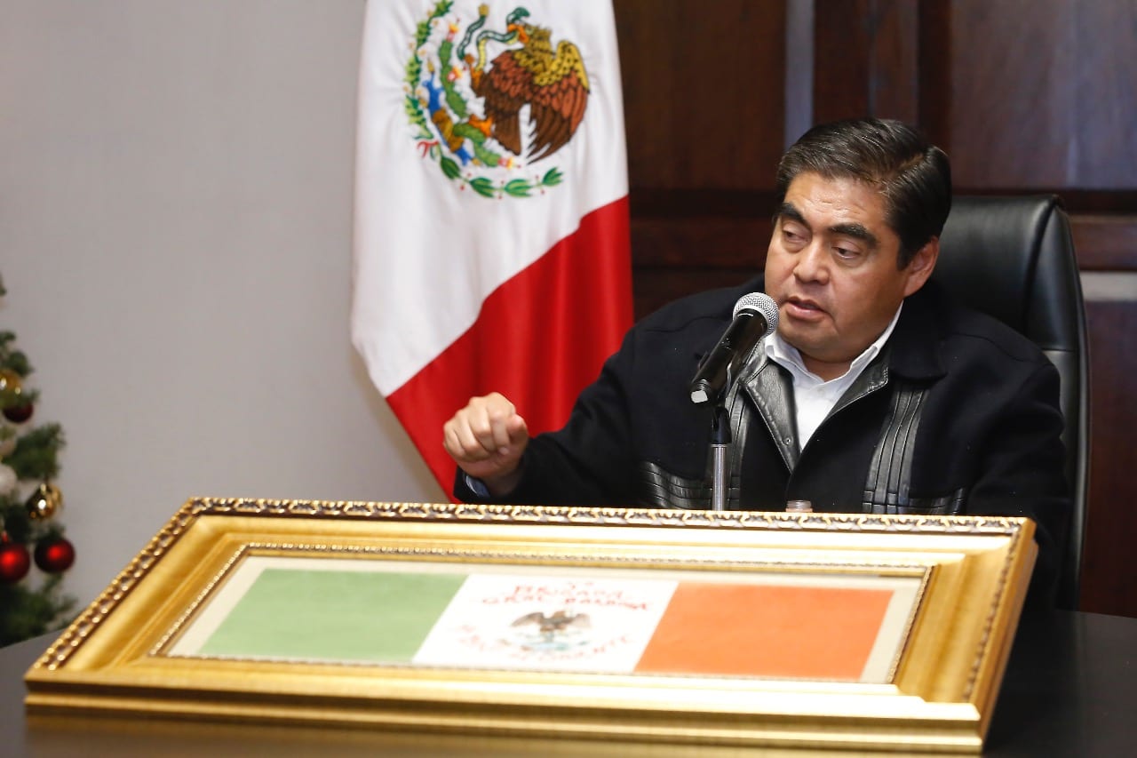 BUAP y Ayuntamiento de Puebla detrás de la toma del Congreso, acusa Barbosa 1 4ADAD92C 6489 42B5 B2B7 015E7FE207D7