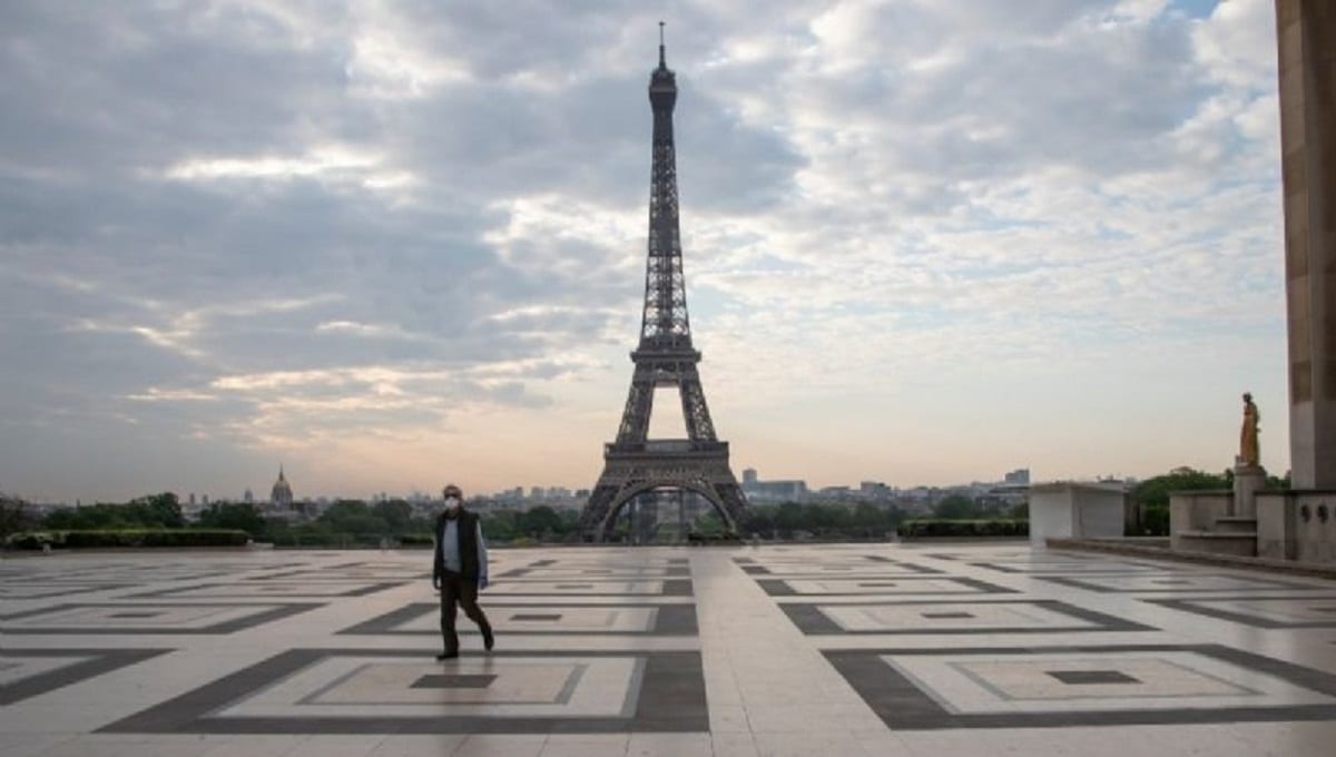 Francia impone nuevo toque de queda para frenar el COVID-19 1 Francia